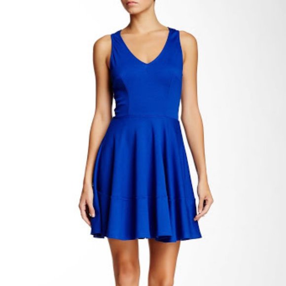 ❤️Hostess Pick Love..ady Royal Blue sleeveless V neck Dress - Picture 2 of 8